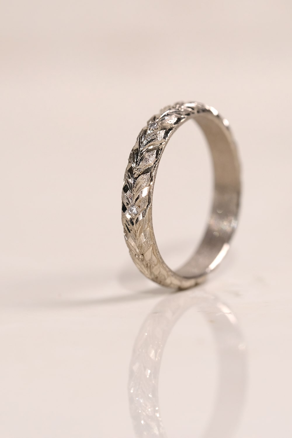 Laurel White Gold Diamond Ring