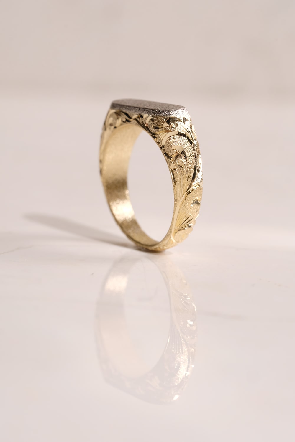 Arabesque White Gold Signet Ring
