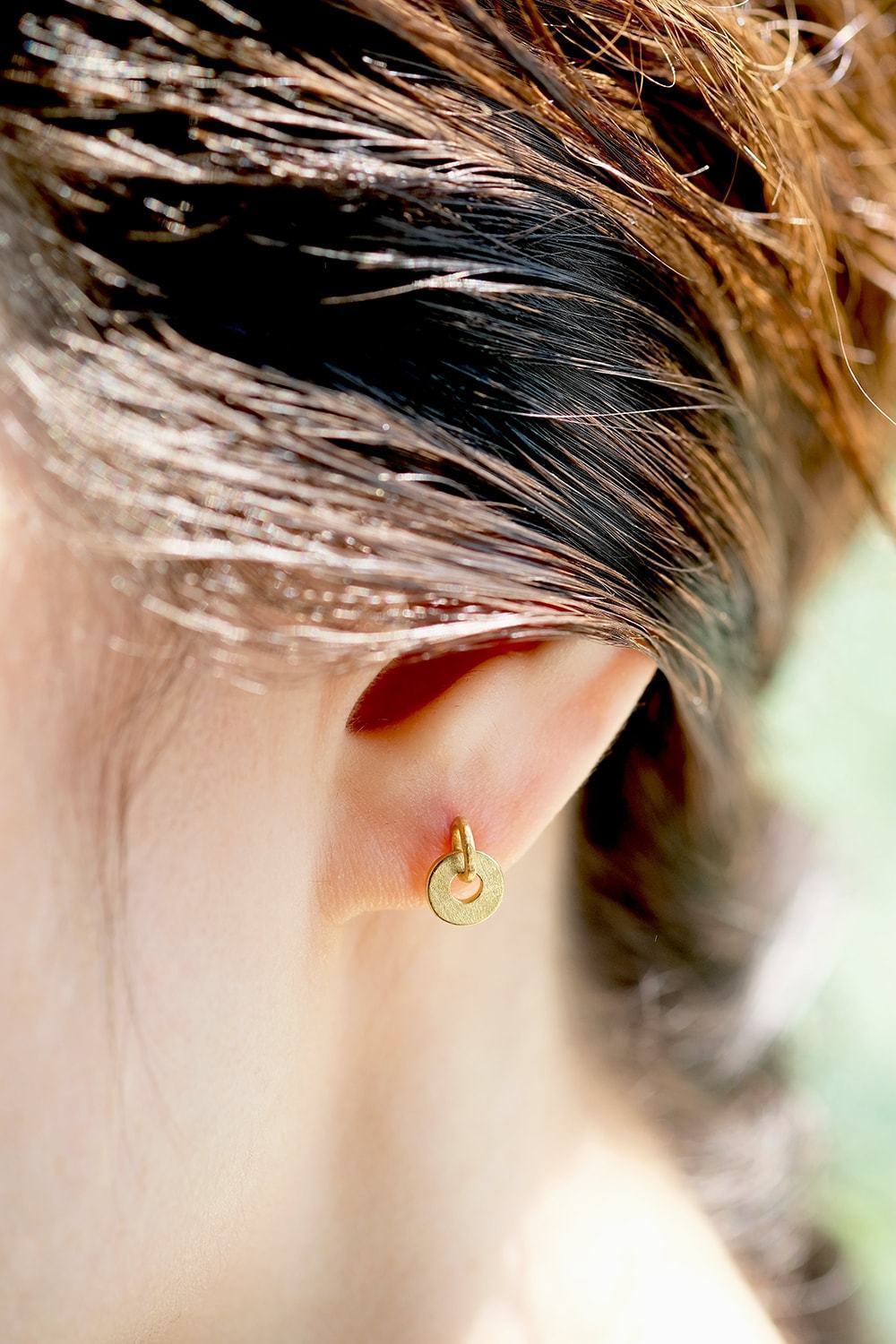 "ay" Full moon earrings-muska jewelry