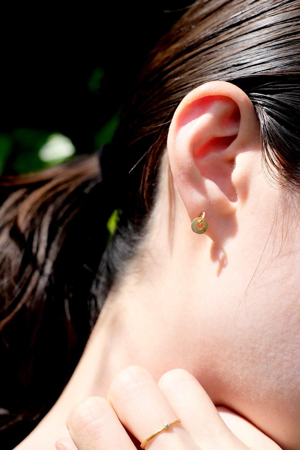 "ay" Full moon earrings-muska jewelry